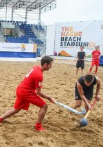 beach hockey.jpg