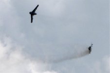 Phantom turning on a Mig.jpg